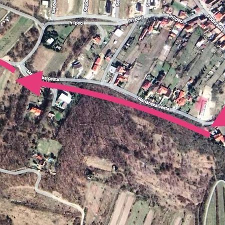 شقة Ivi Svätý Jur المظهر الخارجي الصورة